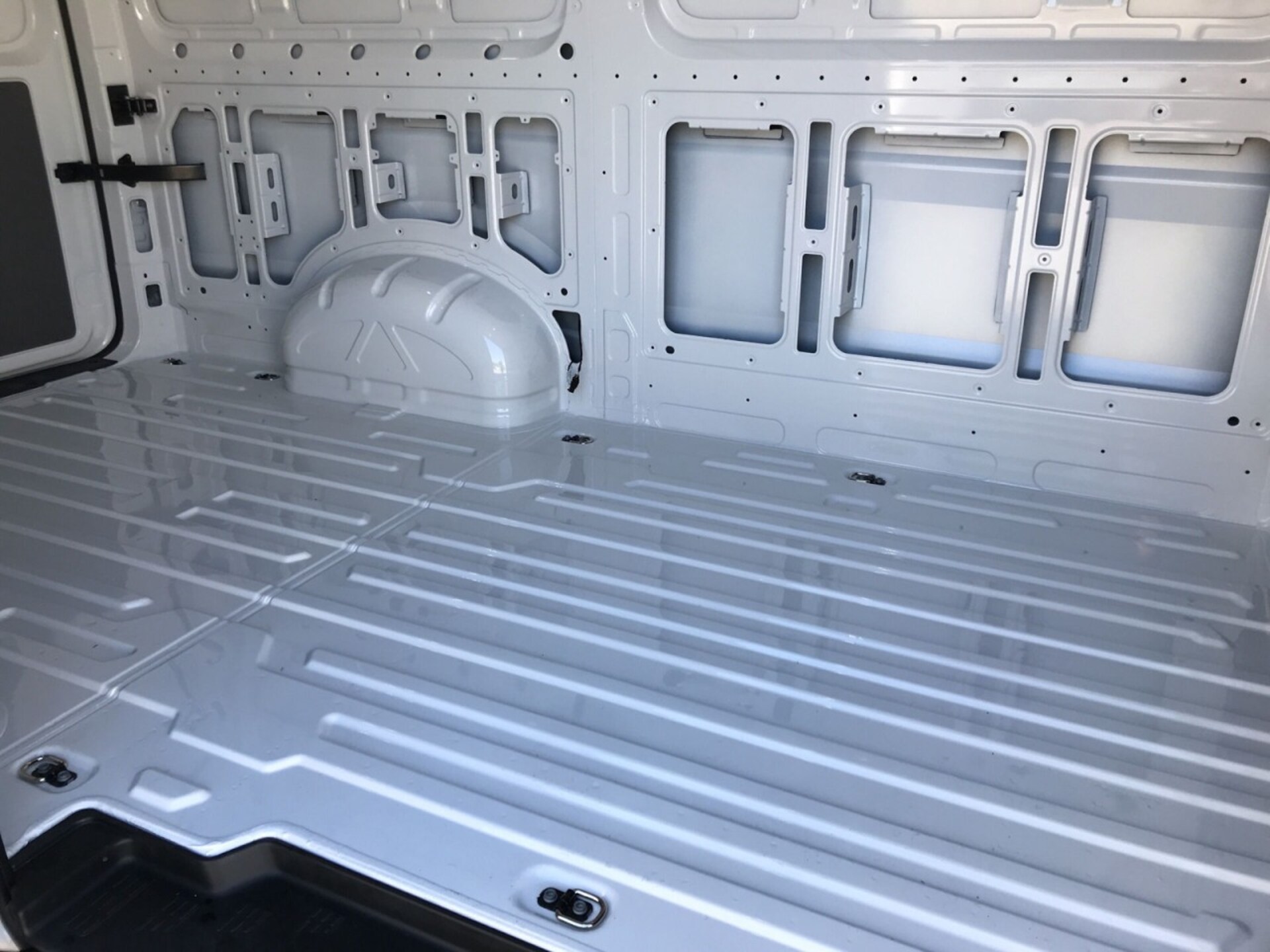 Volkswagen Crafter Kasten mittlerer Radstand