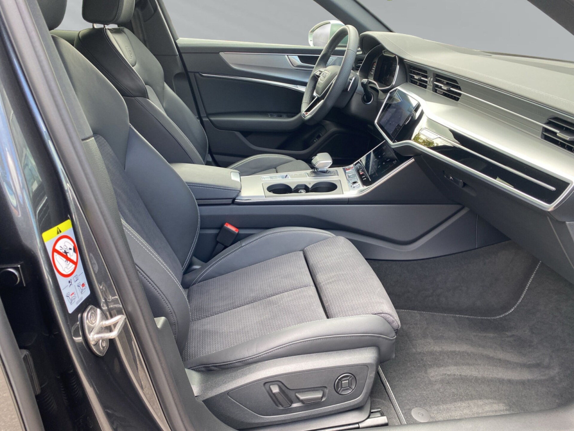 Audi S6 Avant