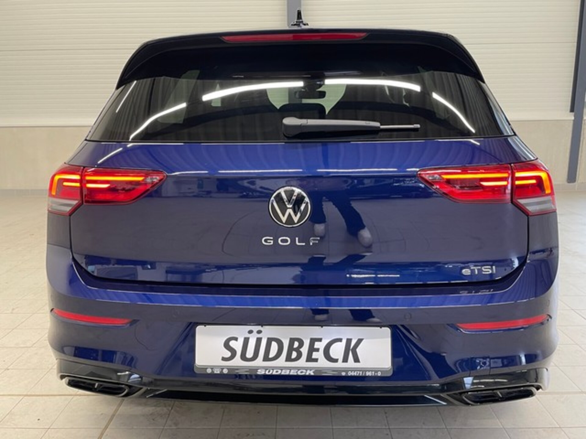Volkswagen Golf R-Line