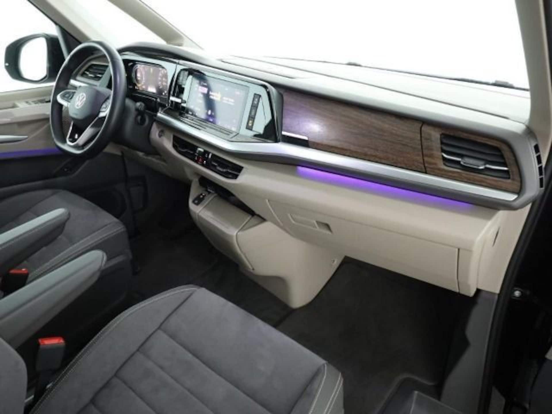 Volkswagen Multivan Langversion Style