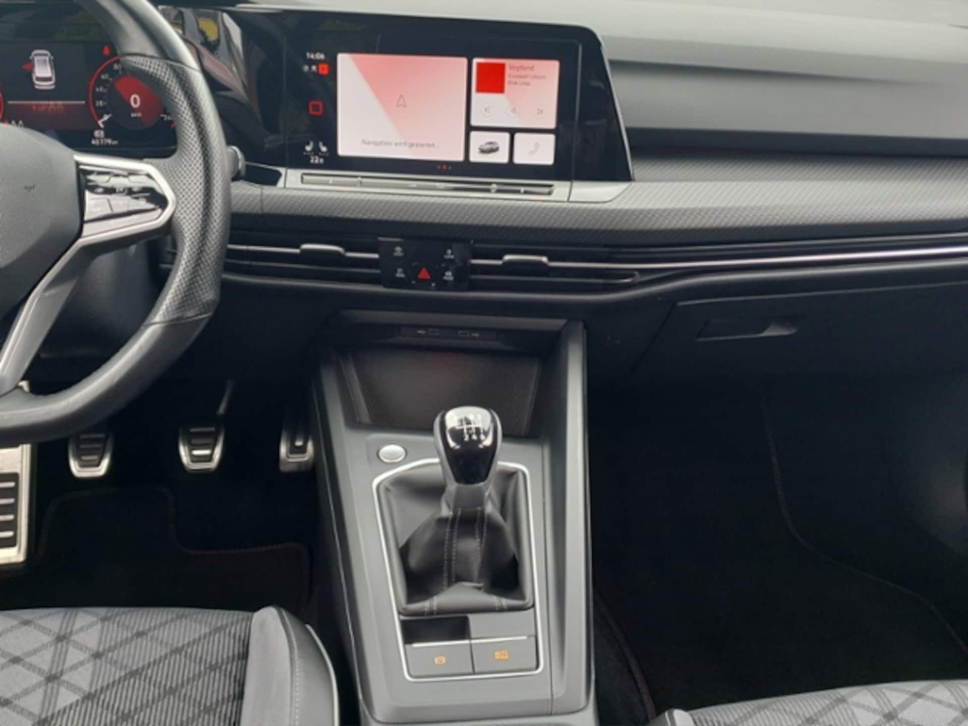 Volkswagen Golf Variant R-Line
