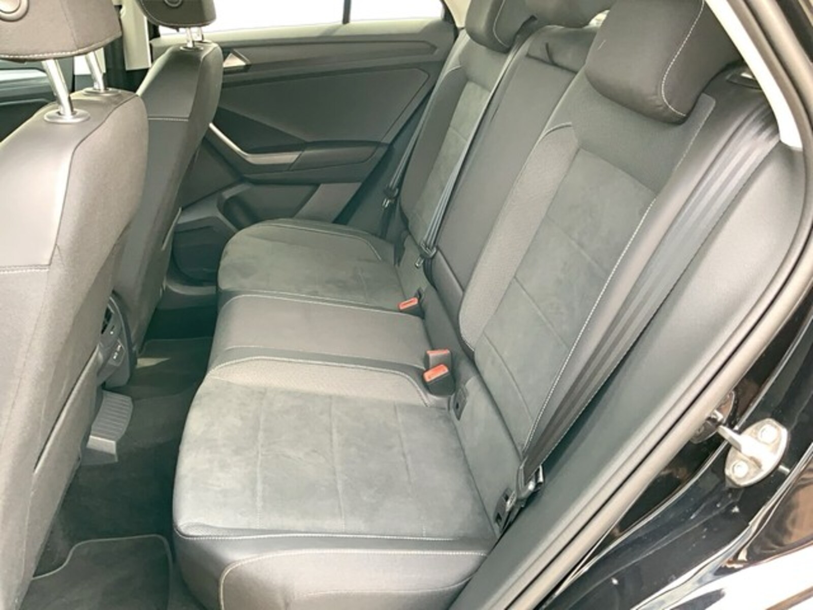 Volkswagen T-Roc – Bild 11