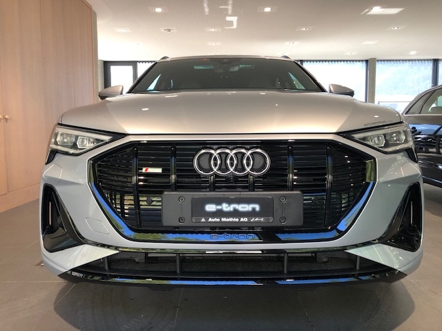 Immagine di Audi e-tron Sportback Attraction S line 50 quattro 230,00 kW - for more details contact your dealer