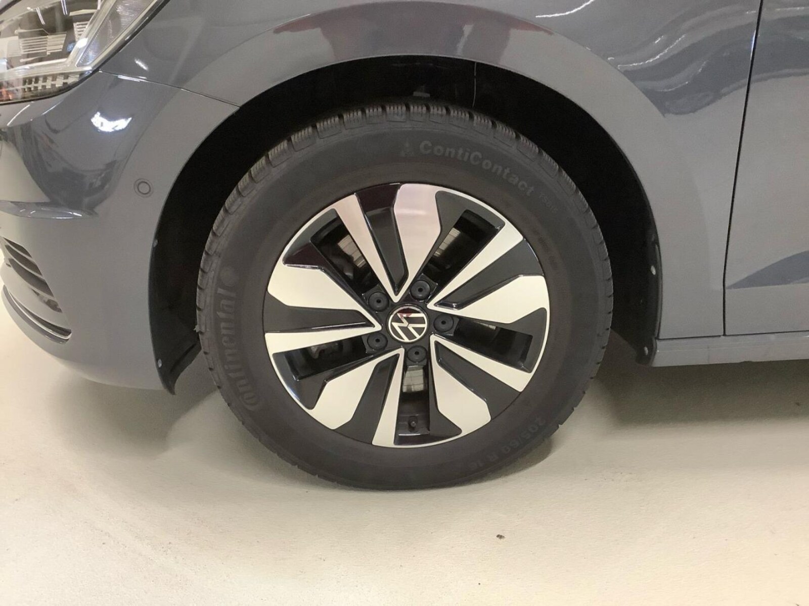 Volkswagen Touran – Bild 8