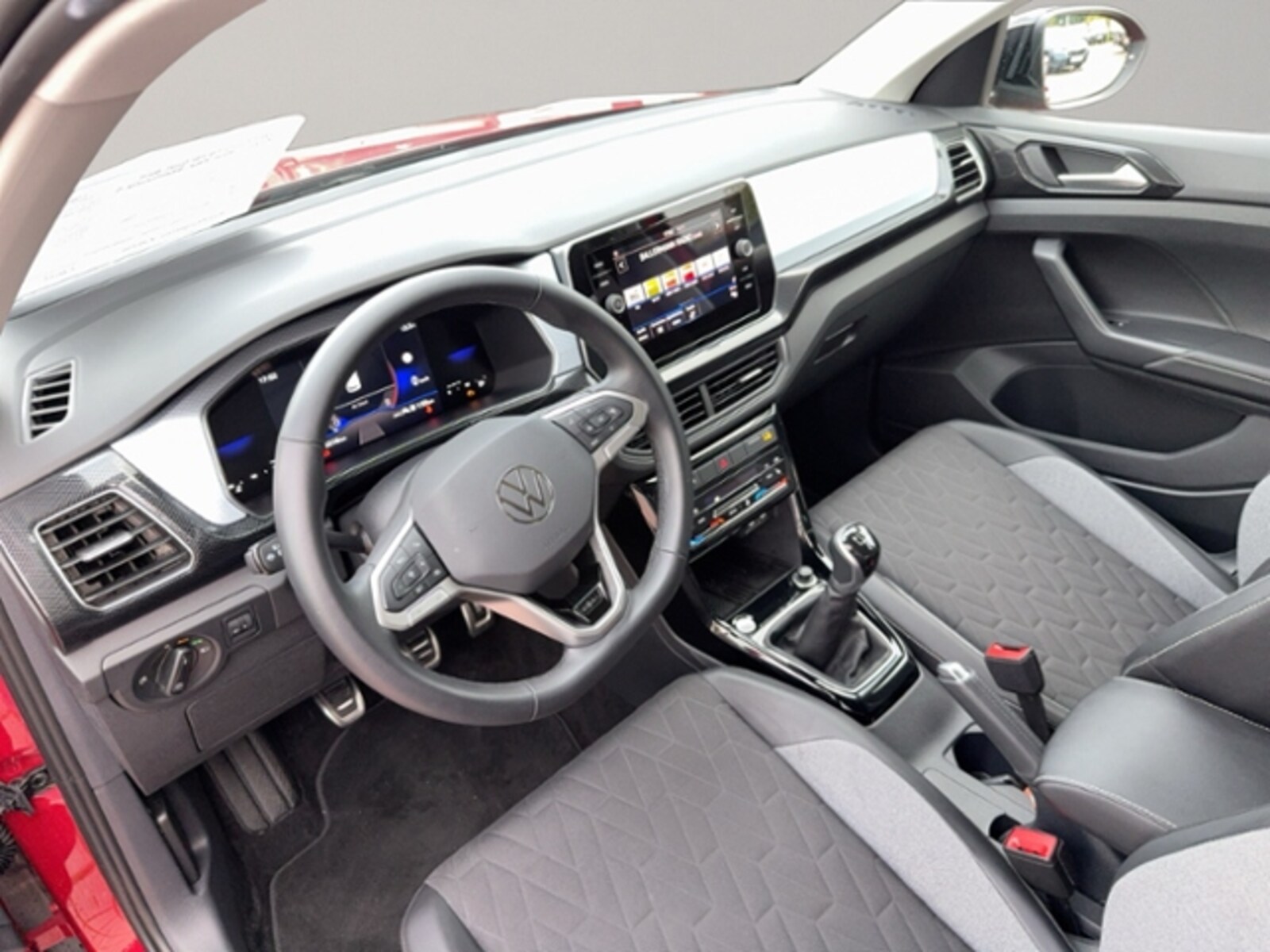 Volkswagen T-Cross – Bild 10