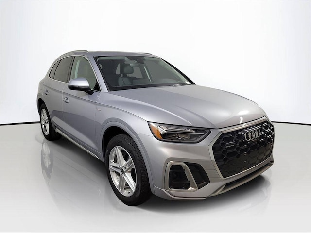Photo of 2024 Audi Q5 TFSI e 