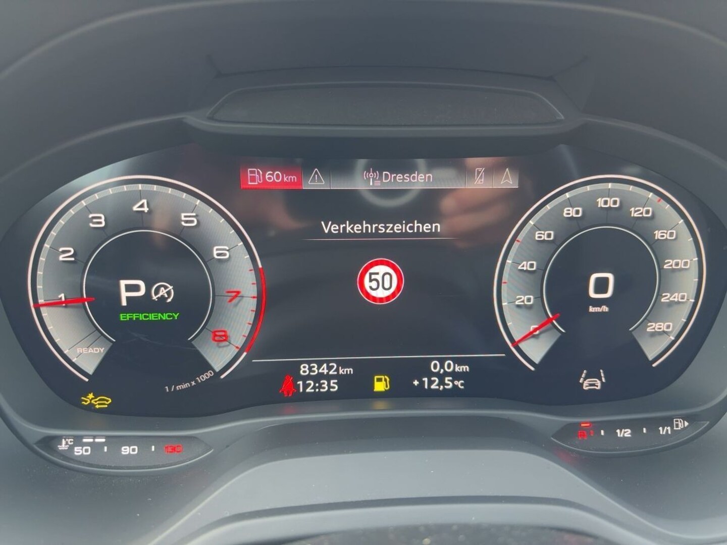 Bild über Audi Q2 advanced 35 TFSI S tronic - für weitere Informationen kontaktieren Sie den Audi Partner