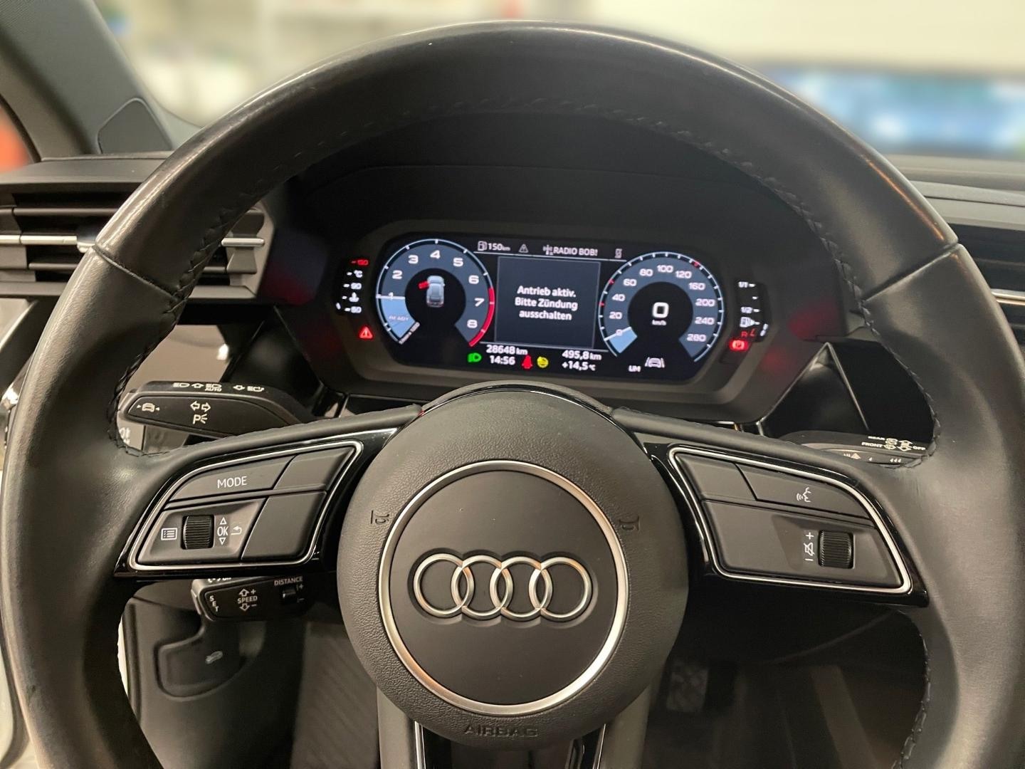 Bild über Audi A3 Sportback advanced 30 TFSI Schaltgetriebe - für weitere Informationen kontaktieren Sie den Audi Partner