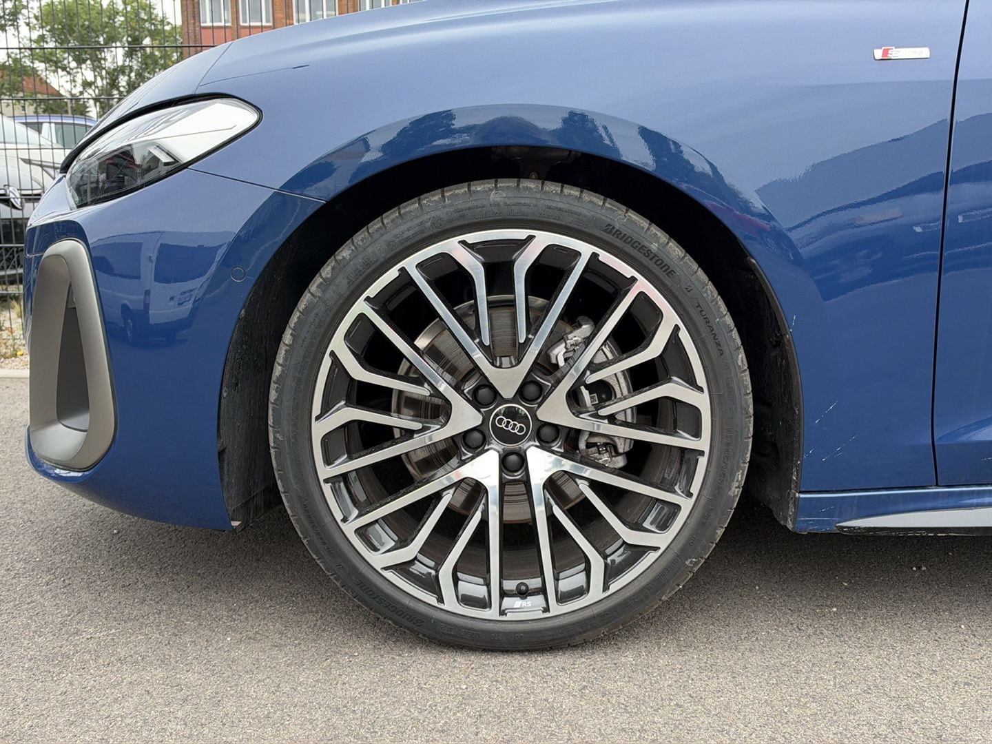 Bild über Audi A5 Avant TFSI 150 kW S tronic - für weitere Informationen kontaktieren Sie den Audi Partner