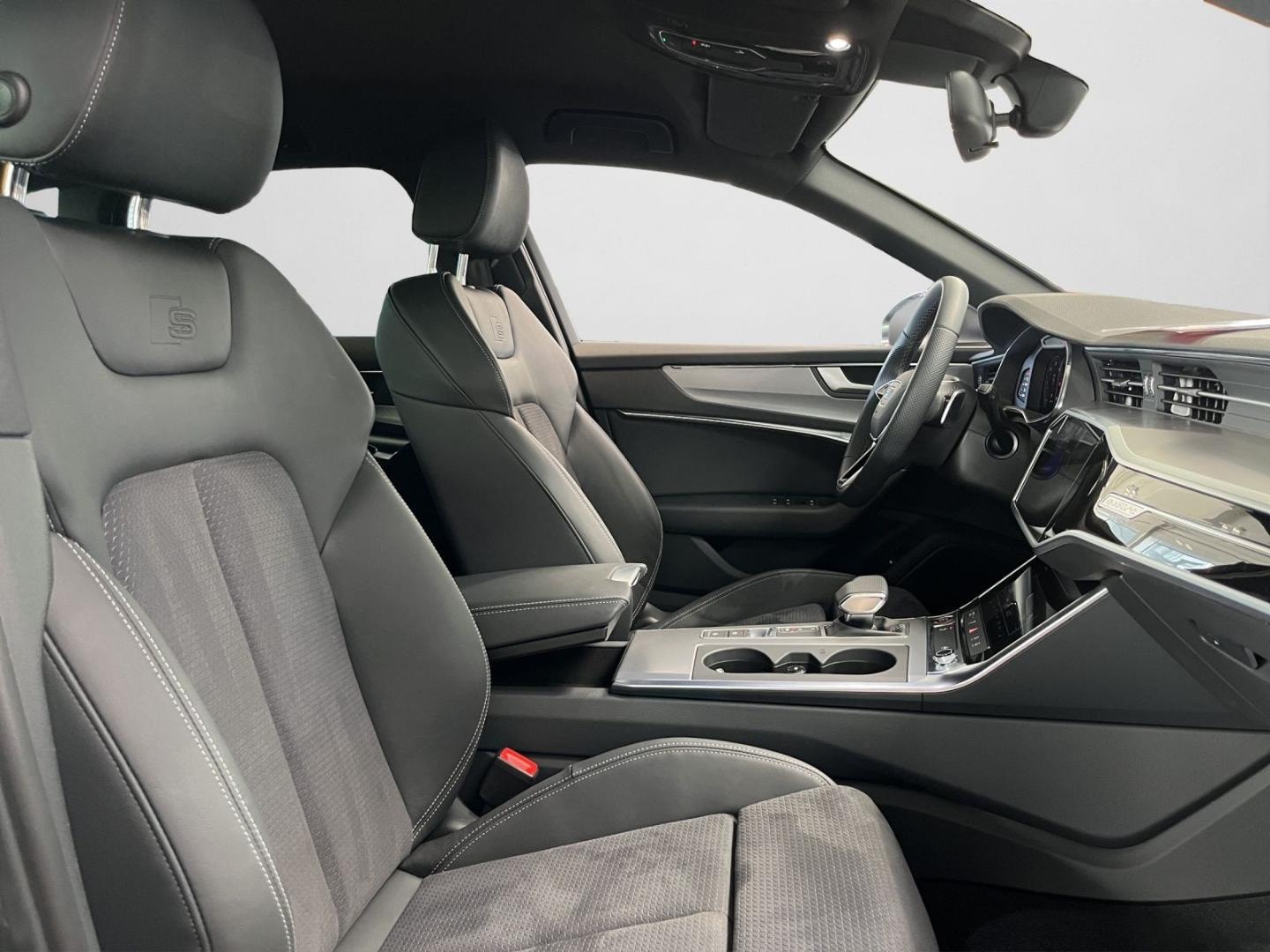 Bild über Audi S6 Avant TDI quattro tiptronic - für weitere Informationen kontaktieren Sie den Audi Partner