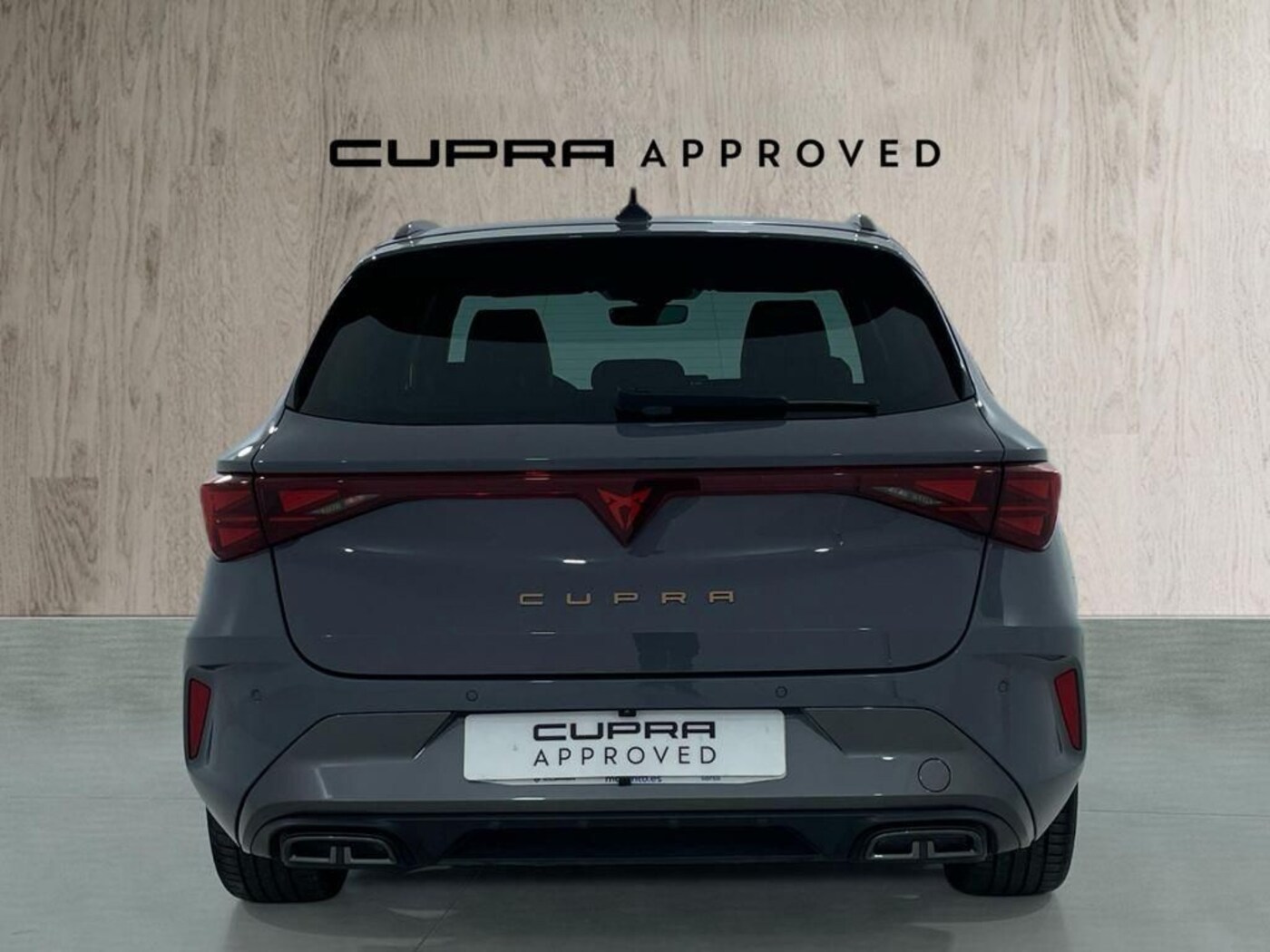 CUPRA Leon Sportstourer 1.5 eTSI DSG 110 kW (150 CV) — photo 11