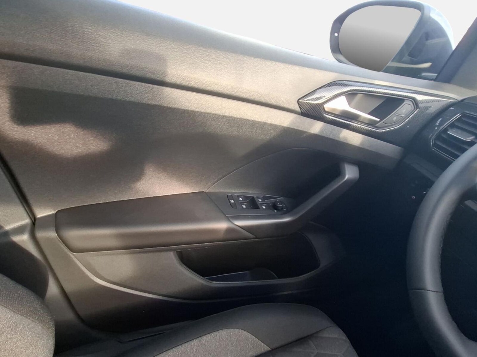 Volkswagen T-Cross – Bild 8