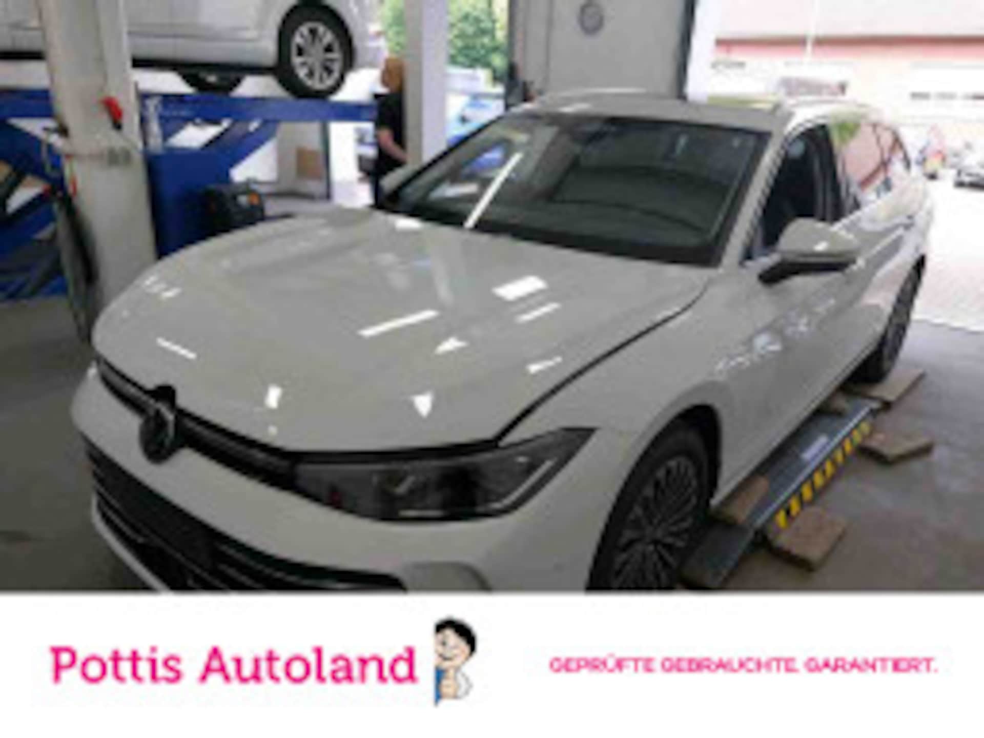 Volkswagen Passat Elegance