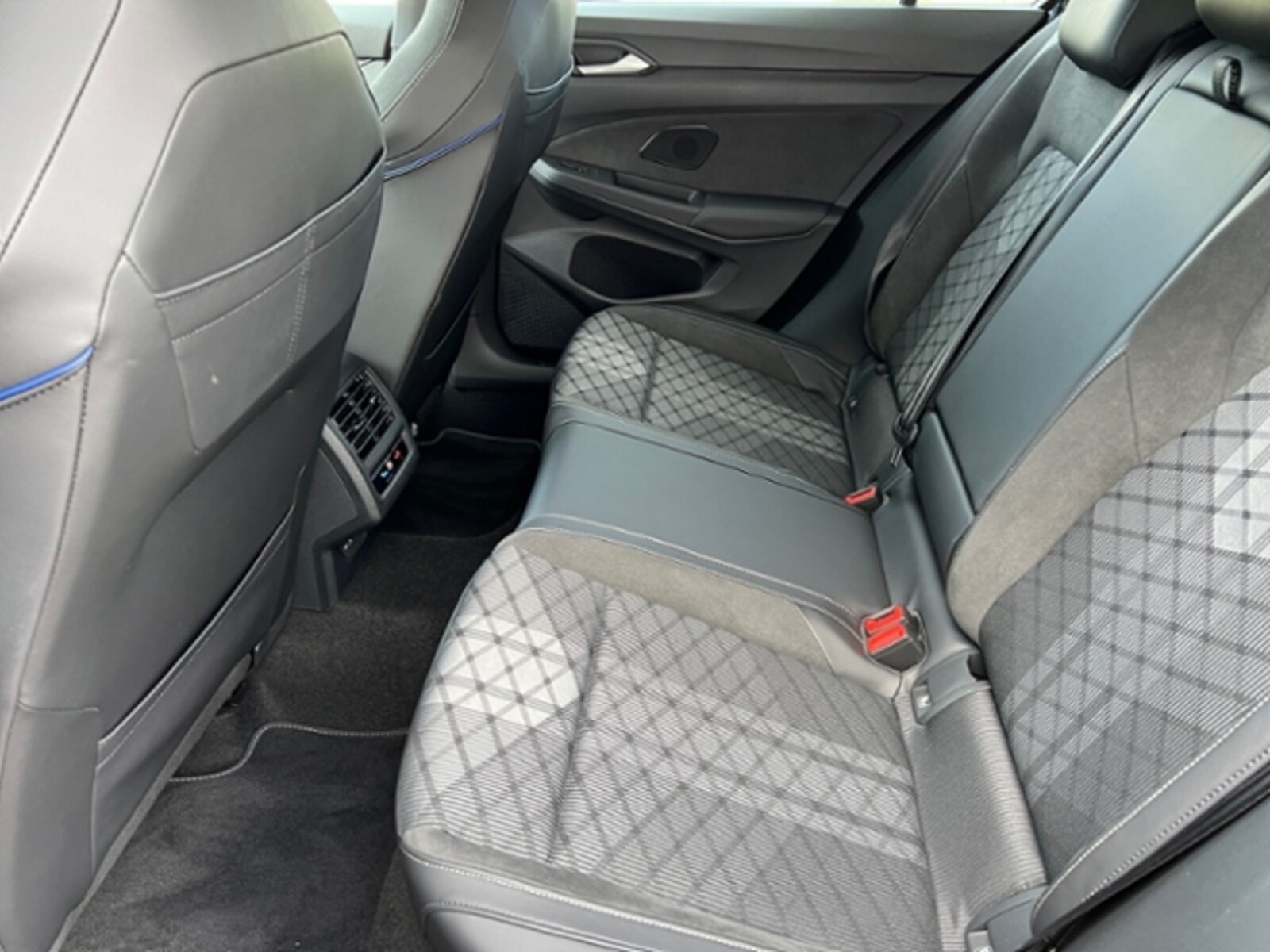 Volkswagen Golf – Bild 14