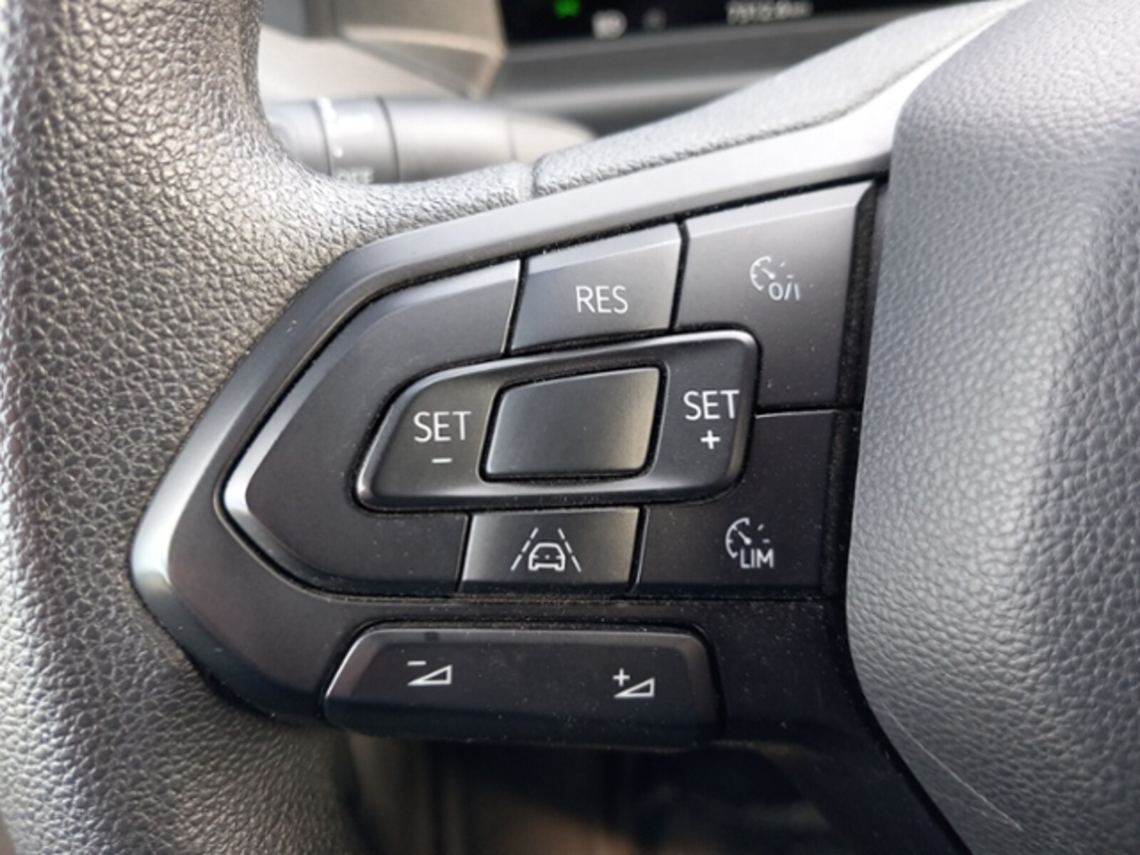 Volkswagen Transporter Kasten langer Radstand – Bild 12