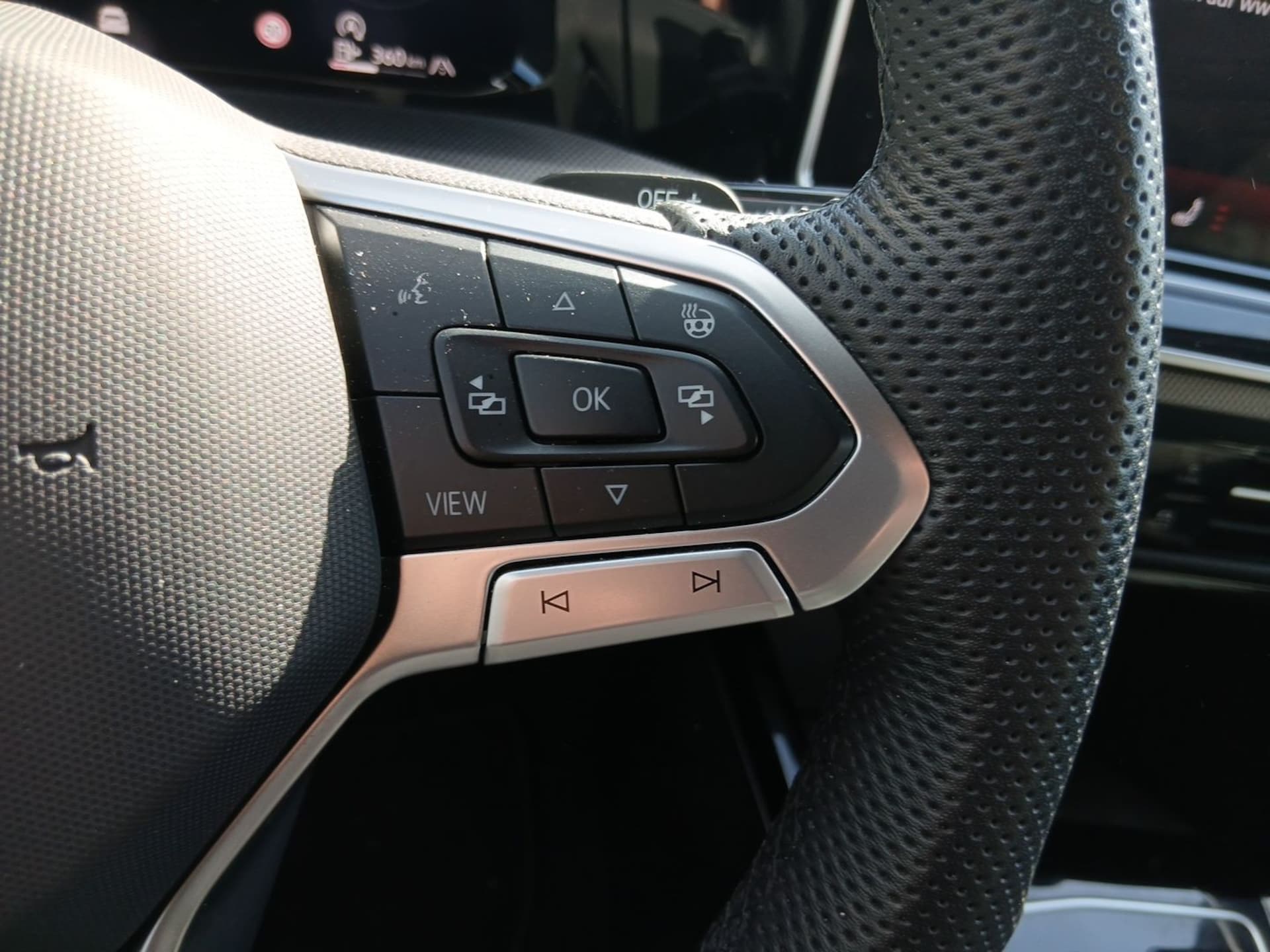 Volkswagen Golf Variant R-Line
