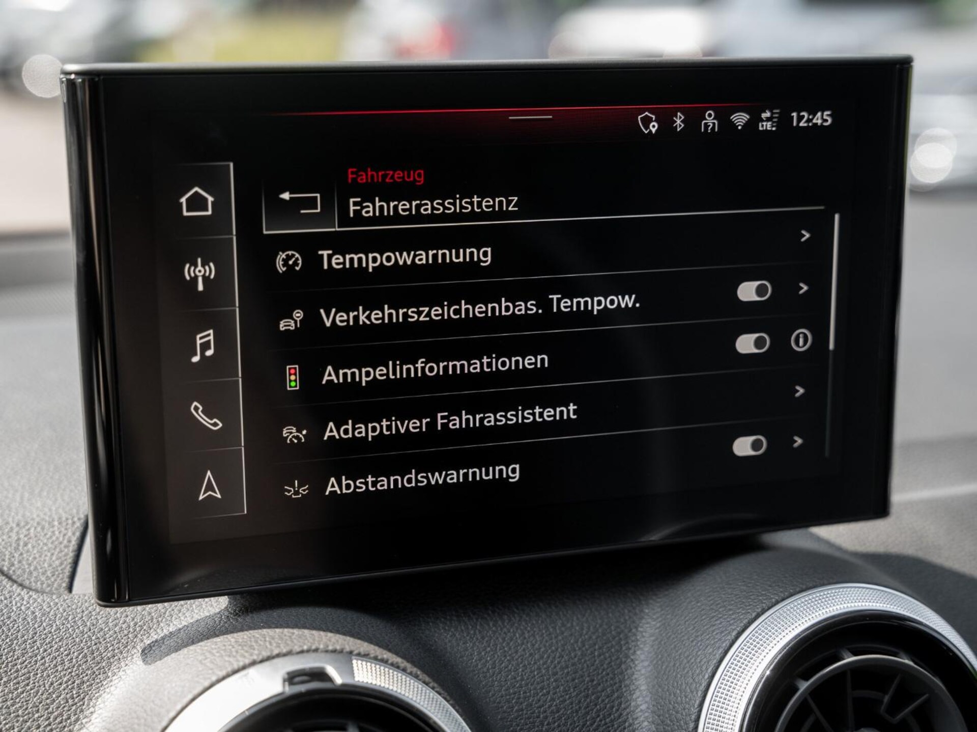 Audi Q2 S line