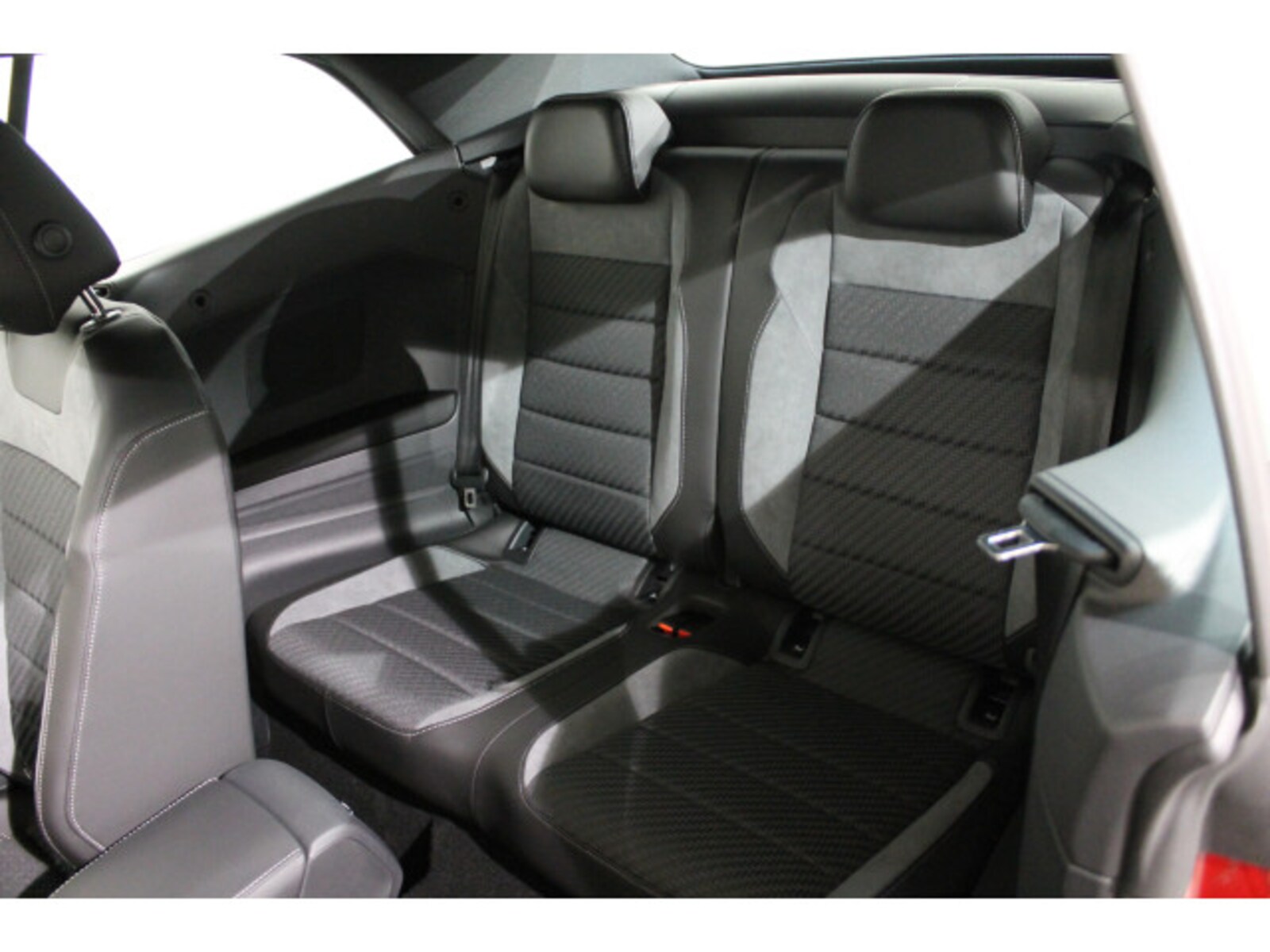 Volkswagen T-Roc Cabriolet – Bild 8