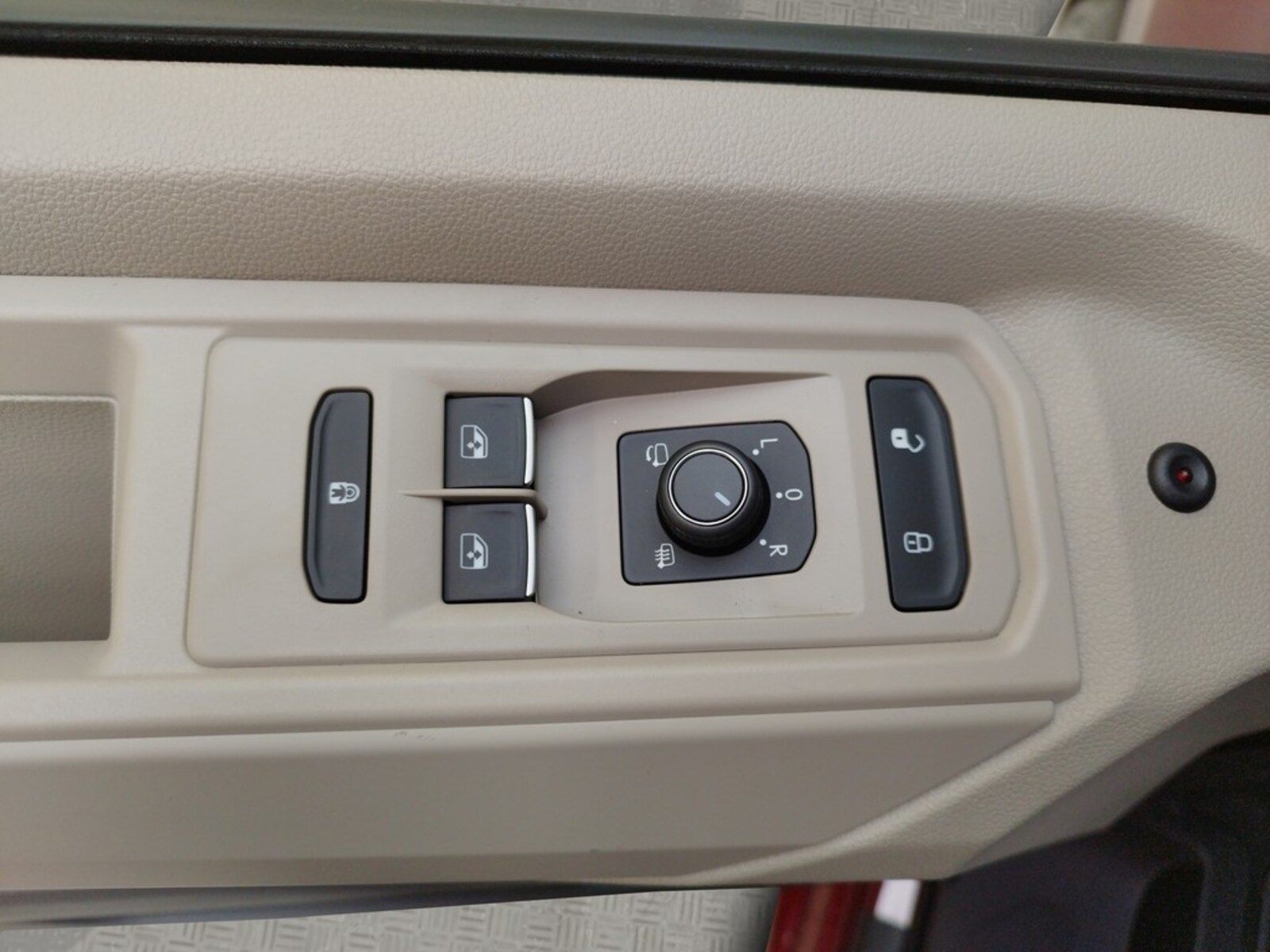 Volkswagen Multivan Langversion – Bild 10