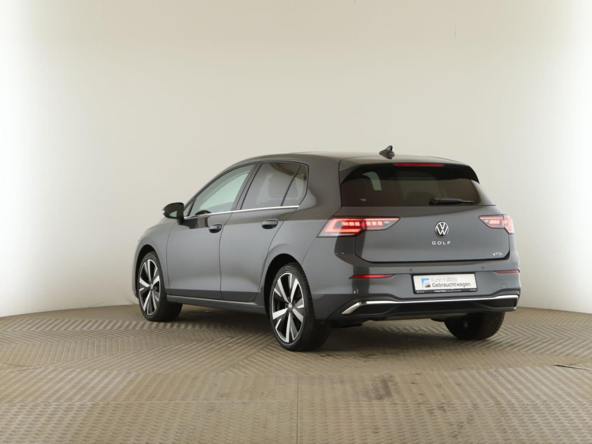 Volkswagen Golf Style