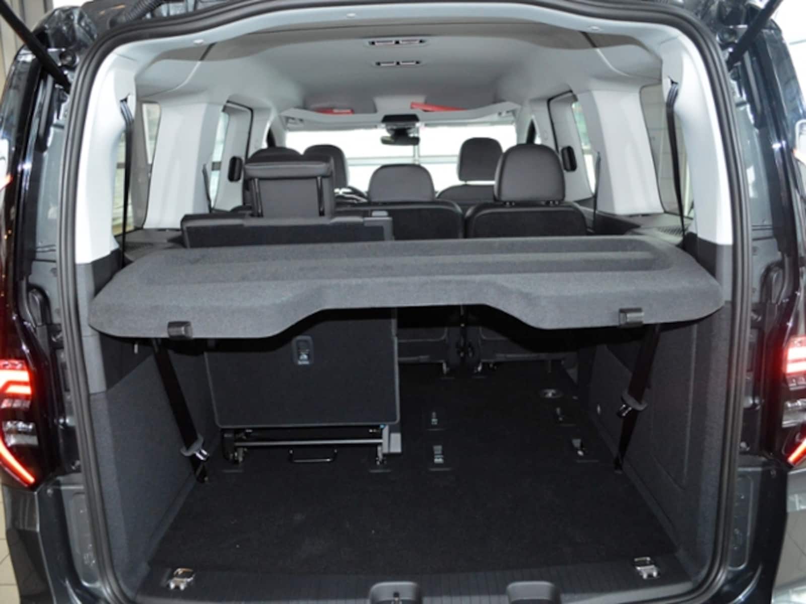 Volkswagen Caddy Maxi – Bild 10