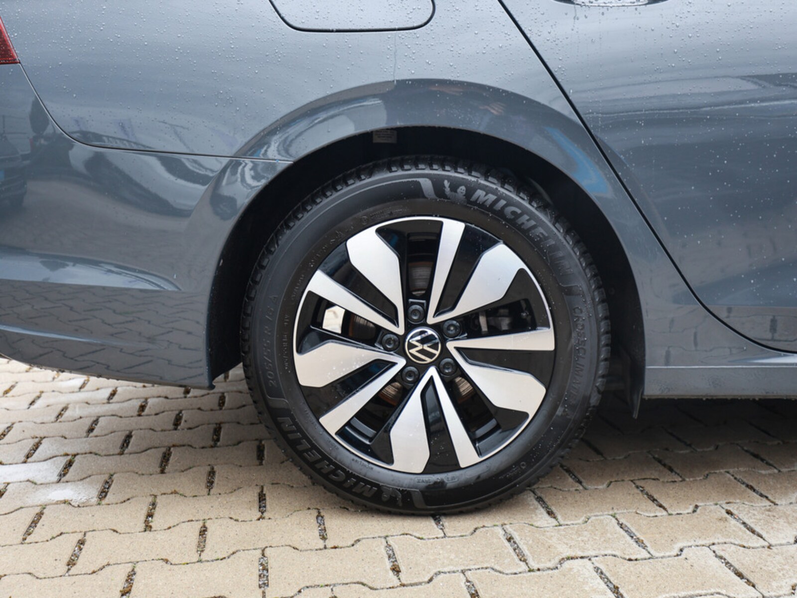 Volkswagen Golf Variant – Bild 8