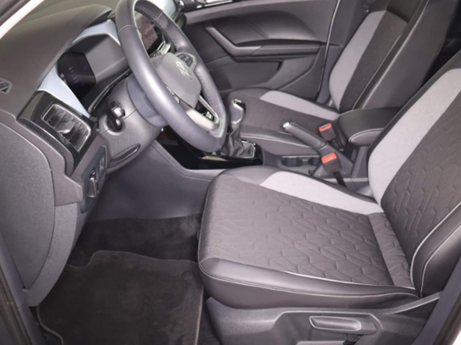 Volkswagen T-Cross – Bild 9