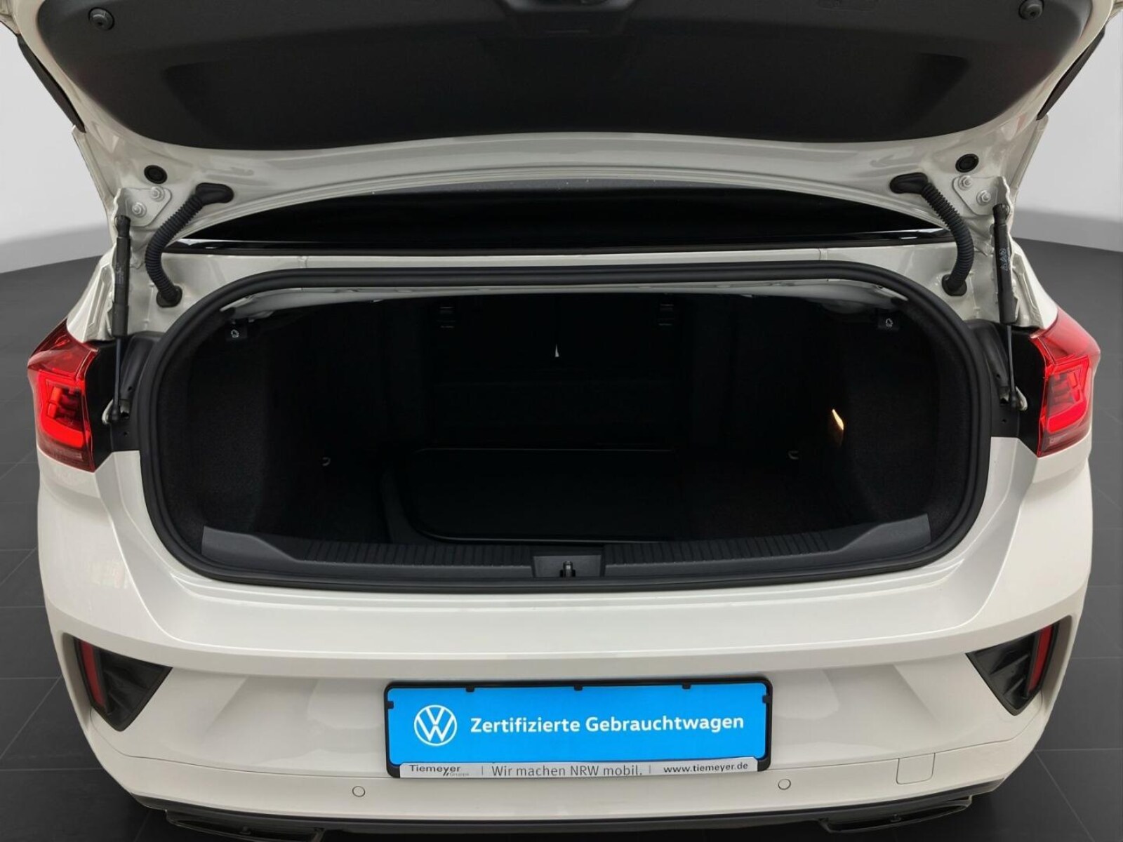 Volkswagen T-Roc Cabriolet – Bild 21