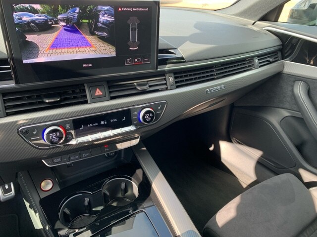 Image about Audi RS 4 Avant TFSI quattro tiptronic