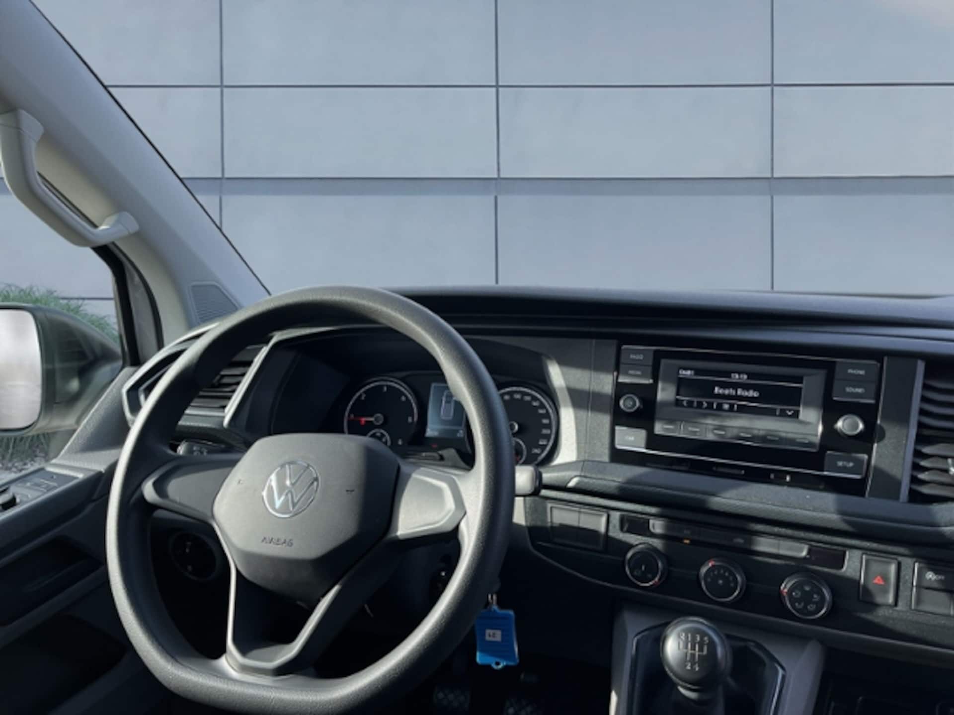 Volkswagen T6.1 Transporter Kasten langer Radstand