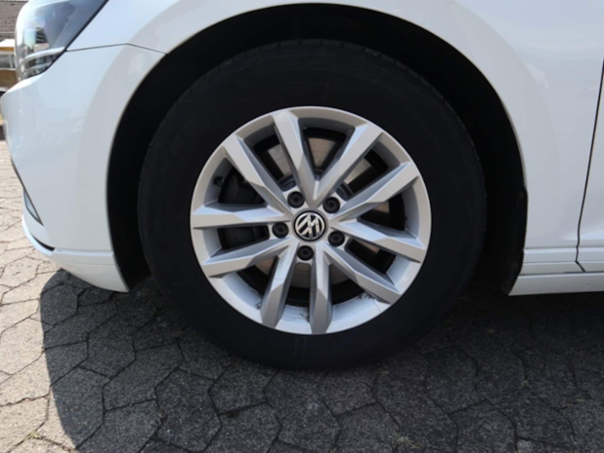 Volkswagen Passat Variant Business
