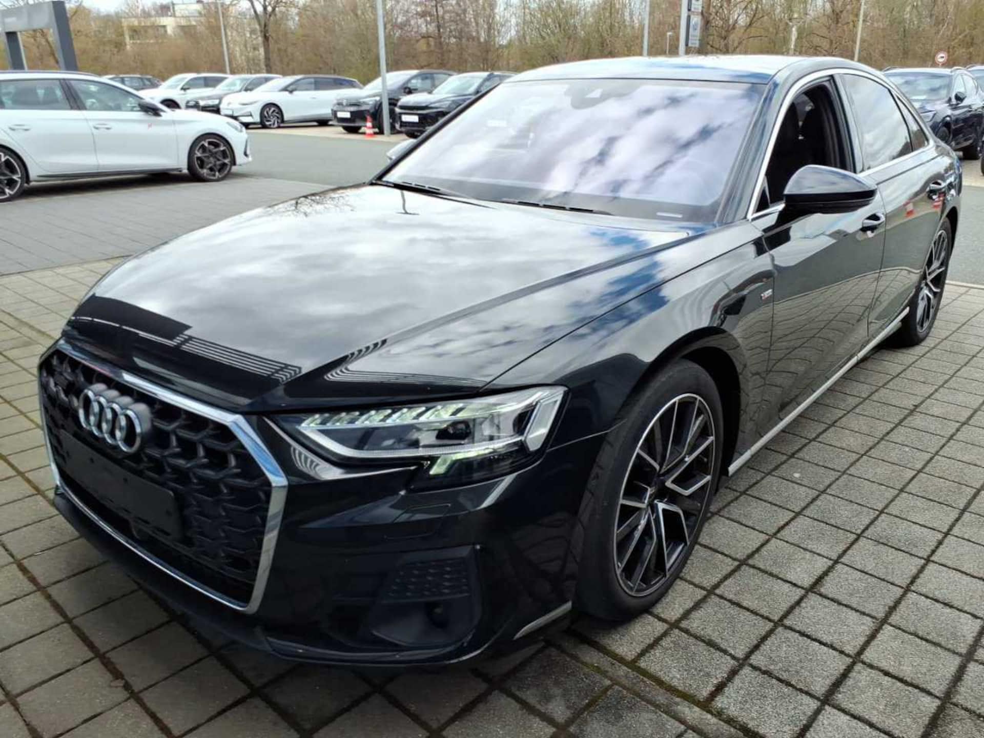 Audi A8 TFSI e