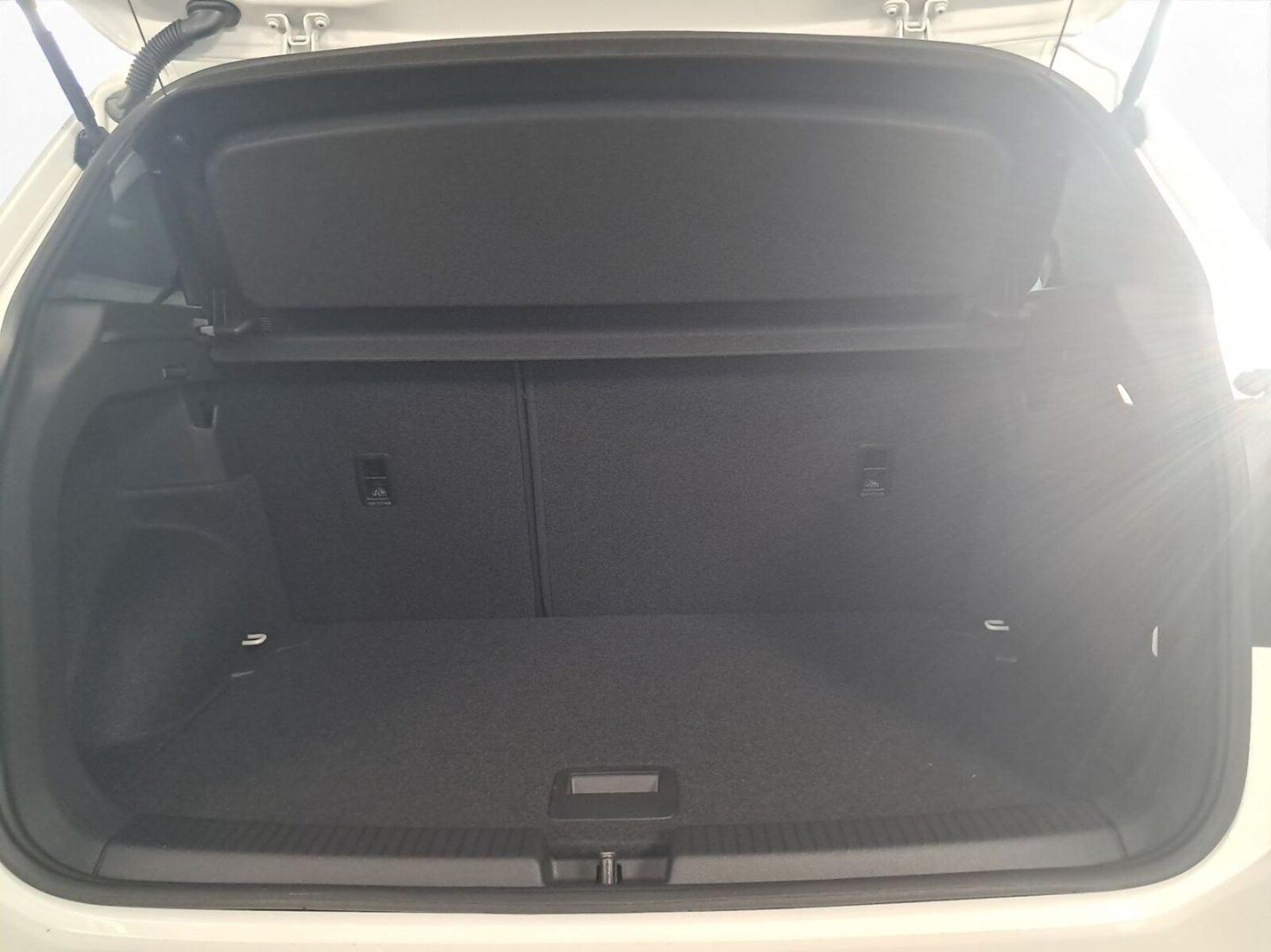 Volkswagen T-Cross – Bild 11