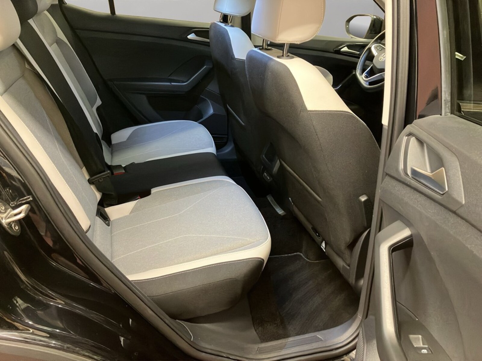 Volkswagen T-Cross – Bild 11