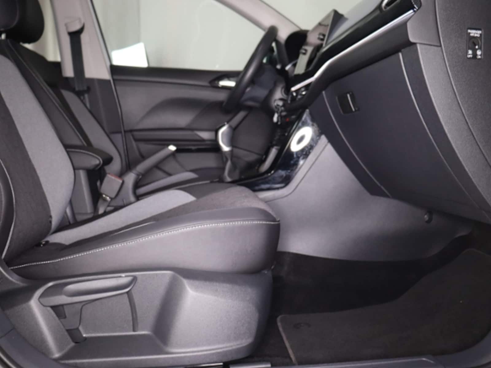 Volkswagen T-Cross – Bild 11