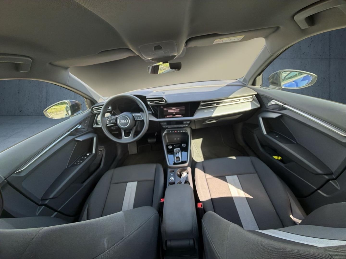 Bild über Audi A3 Limousine TFSI 110 kW S tronic - für weitere Informationen kontaktieren Sie den Audi Partner