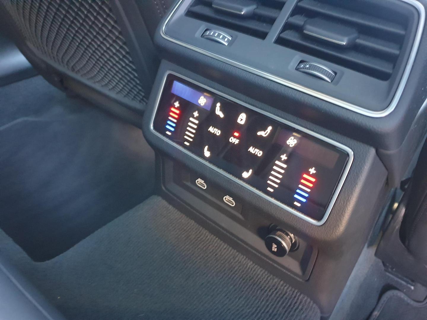 Image about Audi RS 6 Avant RS 6 Avant 441 kW tiptronic