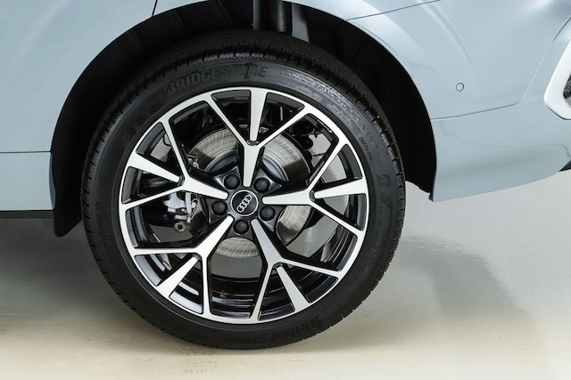 2026 Audi Q3 Base - Photo 9