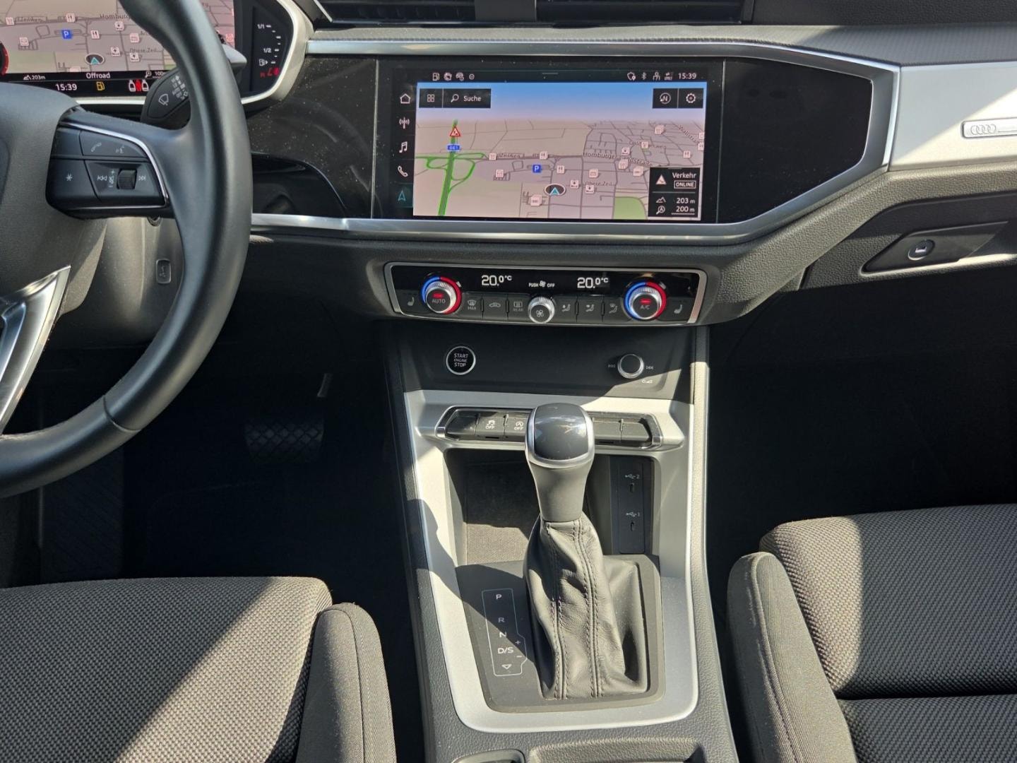 Bild über Audi Q3 advanced 35 TFSI S tronic - für weitere Informationen kontaktieren Sie den Audi Partner