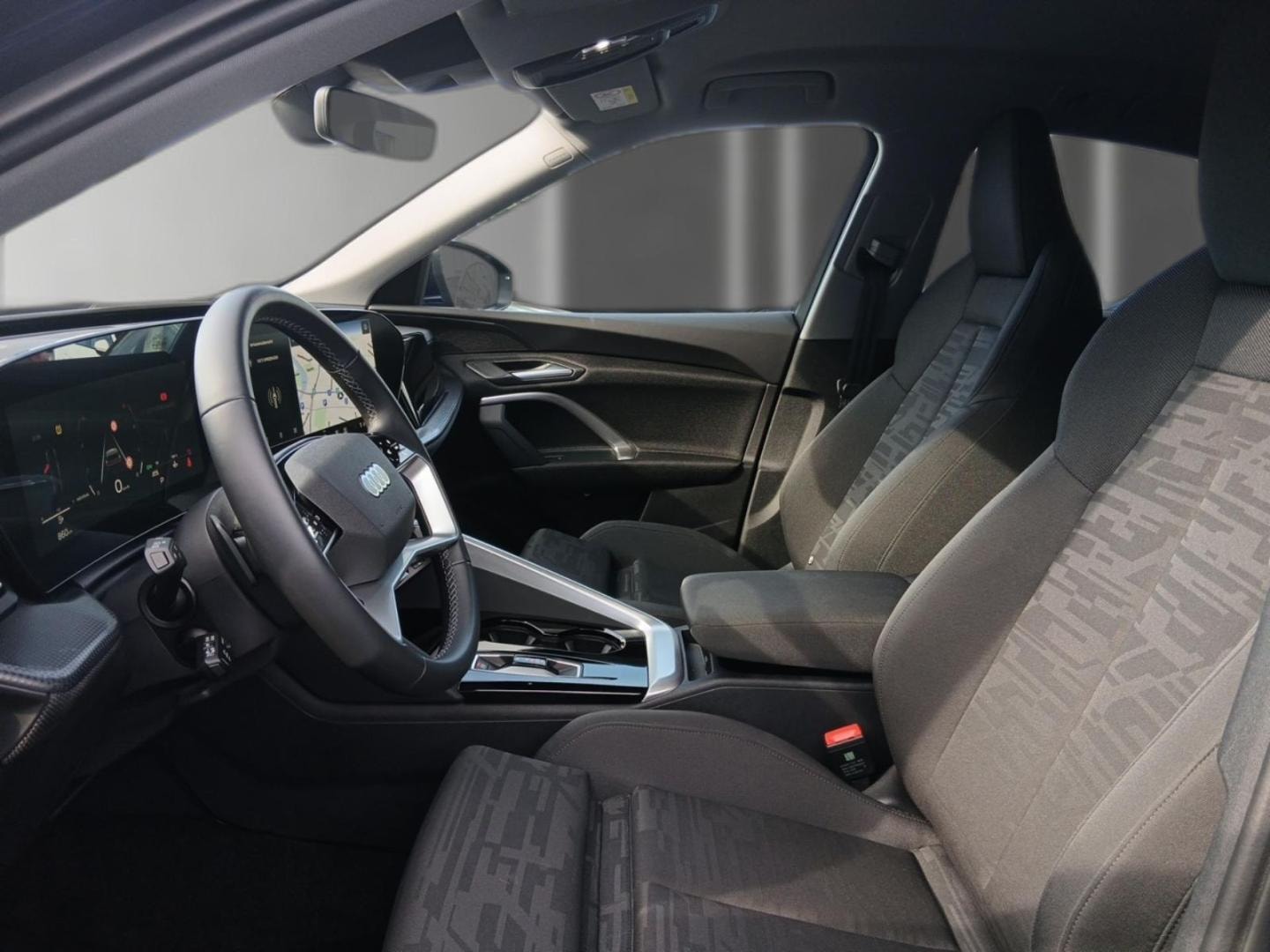 Bild über Audi Q5 Sportback TDI quattro 150 kW S tronic - für weitere Informationen kontaktieren Sie den Audi Partner