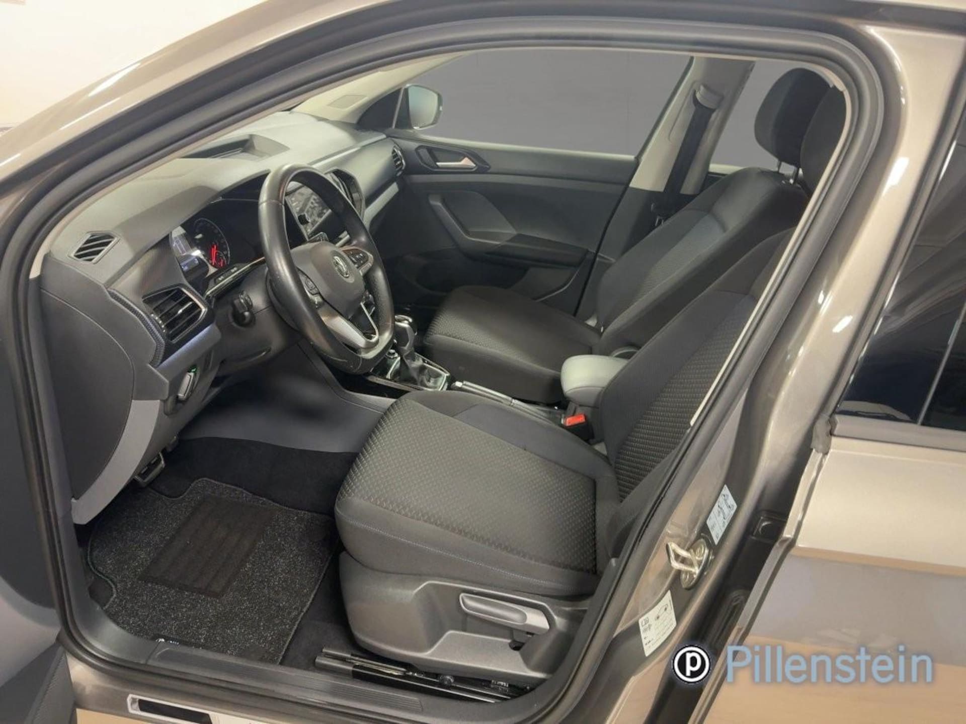 Volkswagen T-Cross United