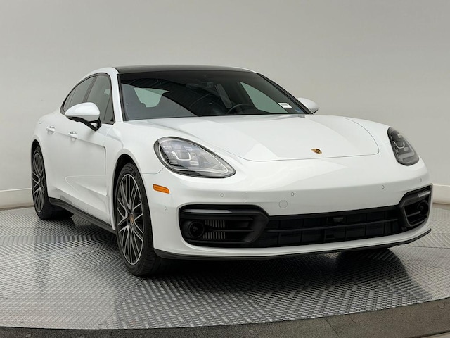 2022 Porsche Panamera