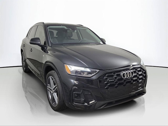 Photo of 2023 Audi Q5 TFSI e 