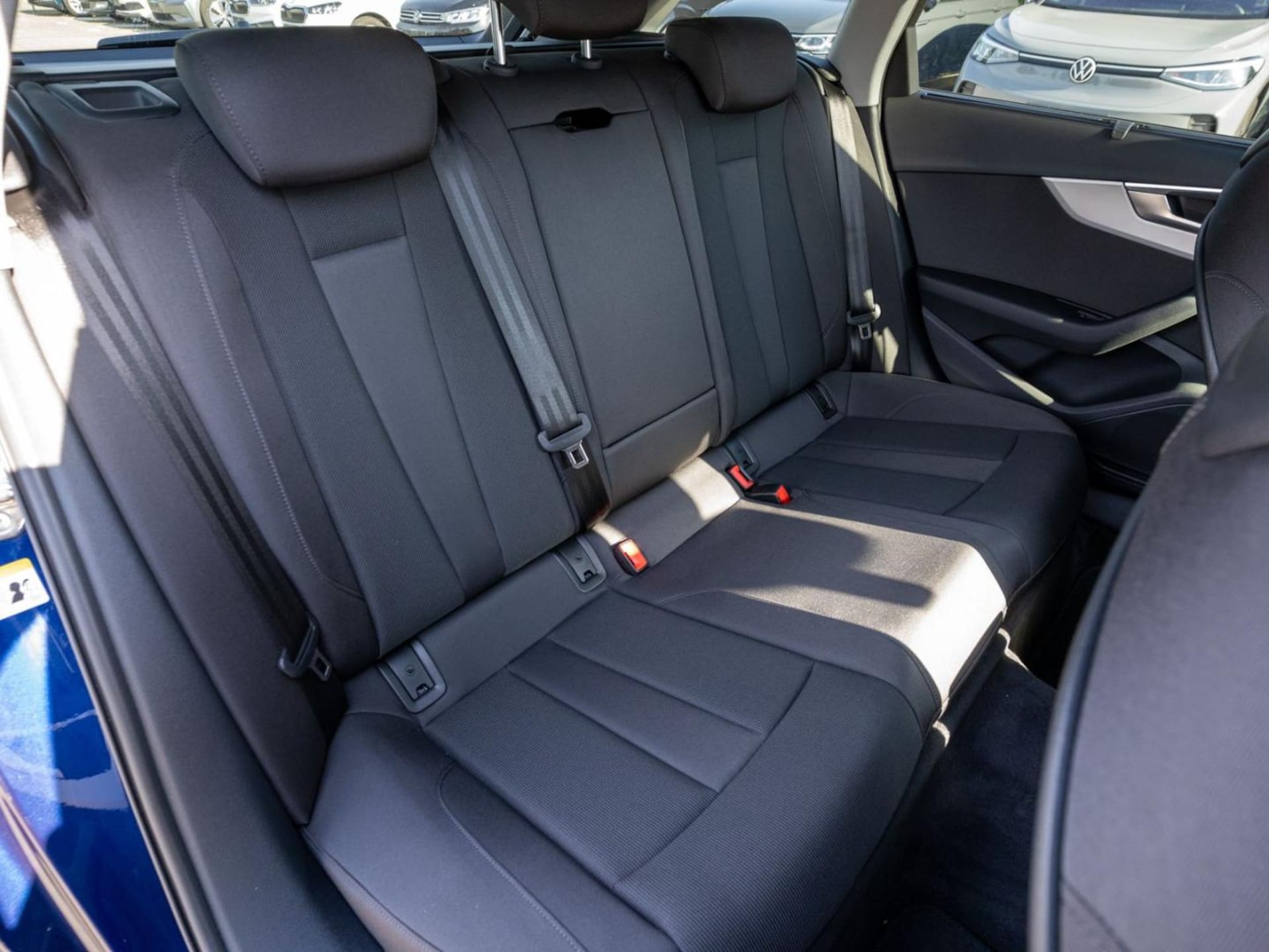 Audi A4 Avant S line