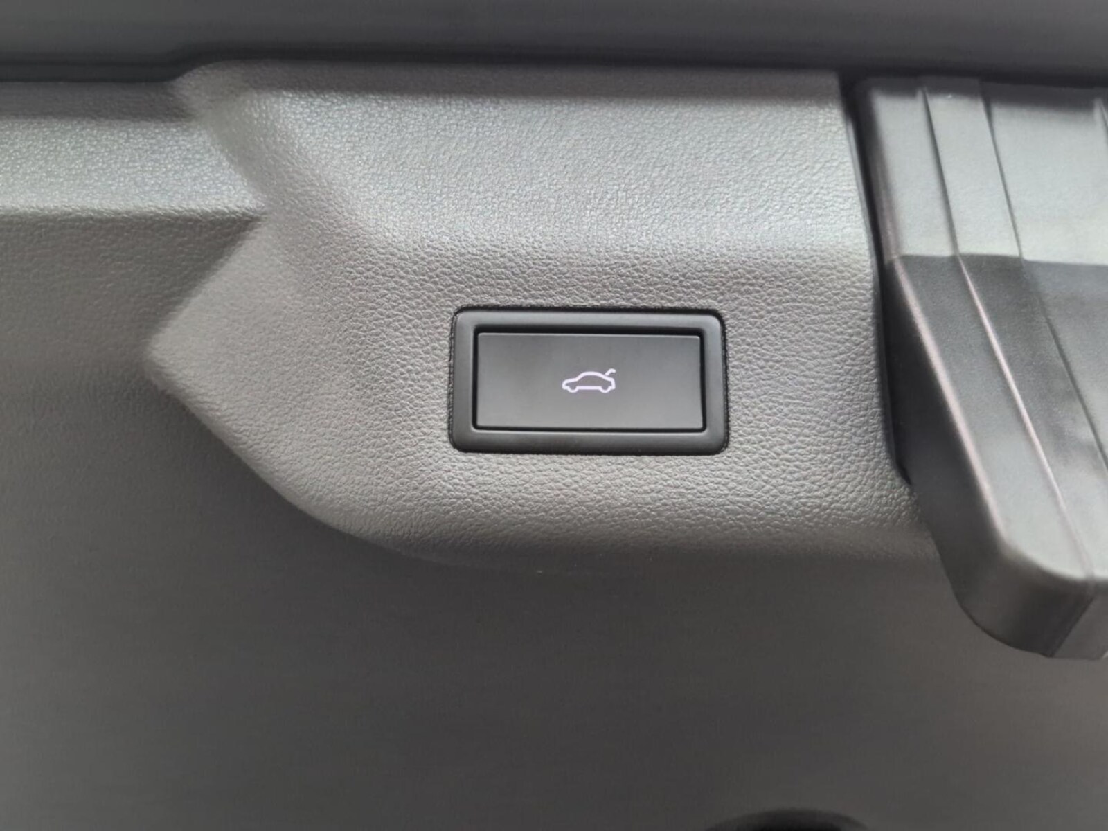Volkswagen Multivan Langversion – Bild 18