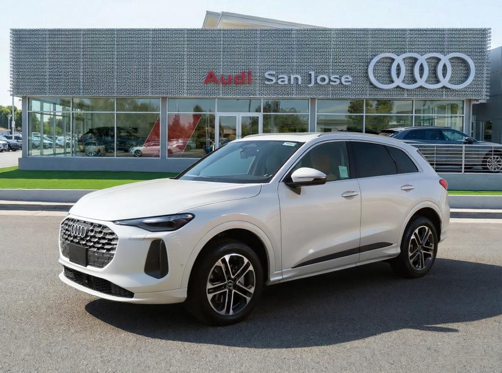 2026 Audi Q5 Premium Plus quattro's photo