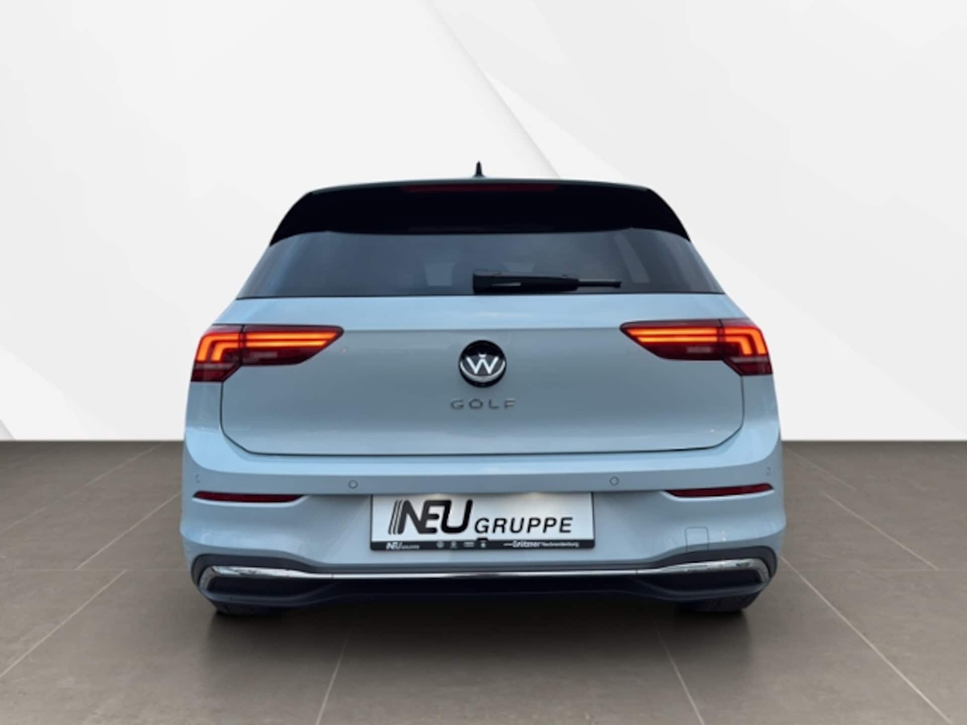 Volkswagen Golf Style