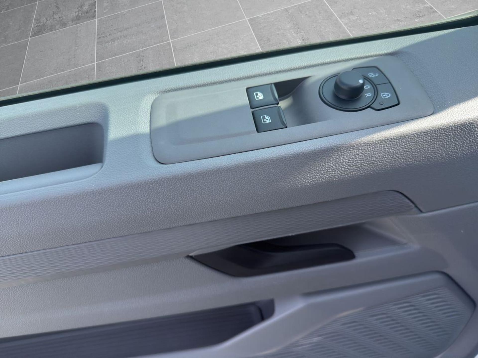Volkswagen Transporter Kombi kurzer Radstand