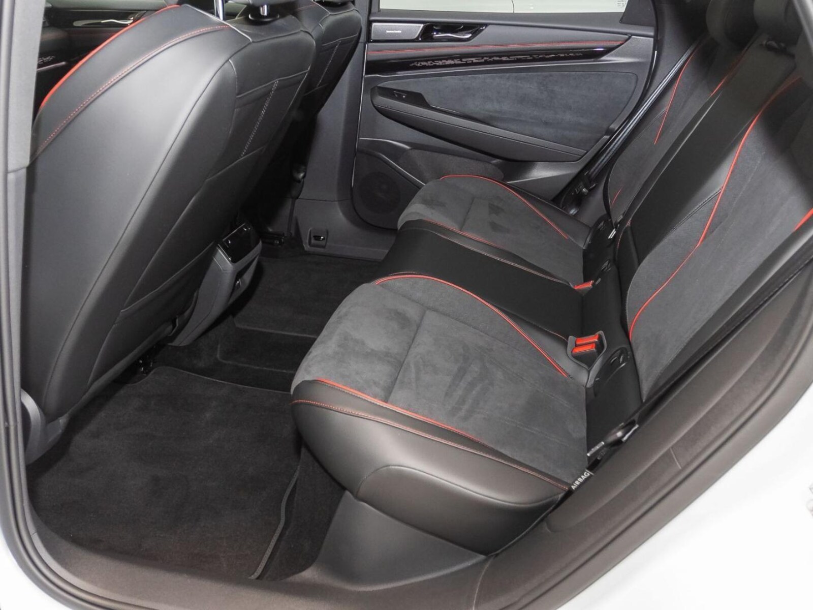 Volkswagen ID.7 Tourer – Bild 18