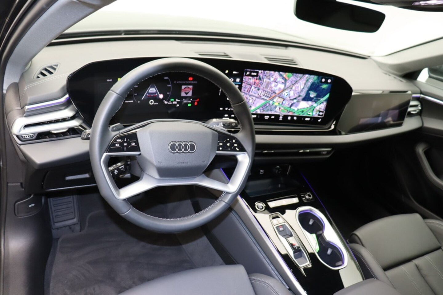 Bild über Audi A6 Avant TDI quattro 150 kW S tronic - für weitere Informationen kontaktieren Sie den Audi Partner